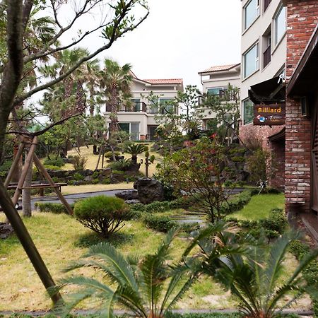 Tisland Resort Taeryun-dong Bagian luar foto