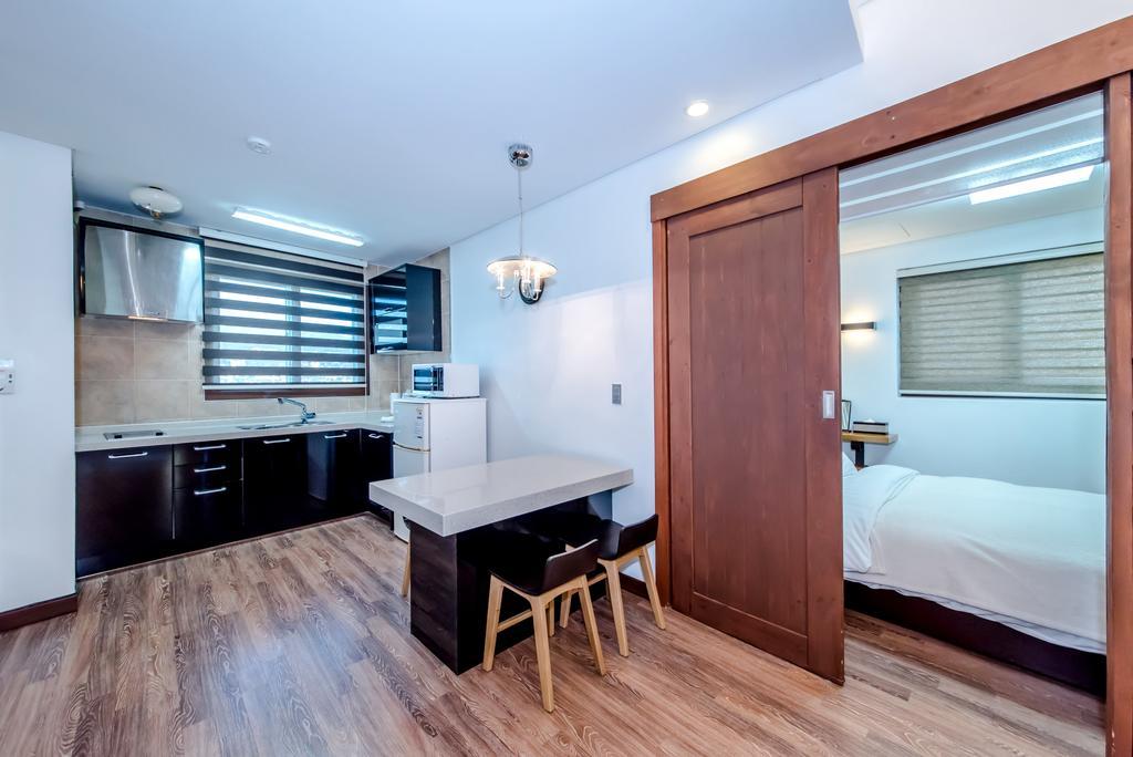 Tisland Resort Taeryun-dong Bagian luar foto